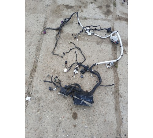 Электропроводка подкапотная с монтажным блоком