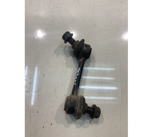 Стойка заднего стабилизатора (правая)