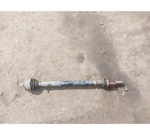 Привод (полуось) передний правый