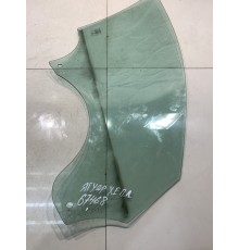 Стекло двери (переднее, левое)