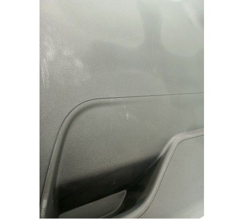 Обшивка двери багажника