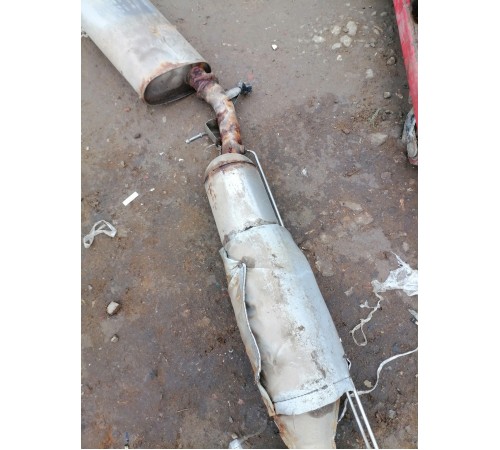 Глушитель с катализатором средняя часть