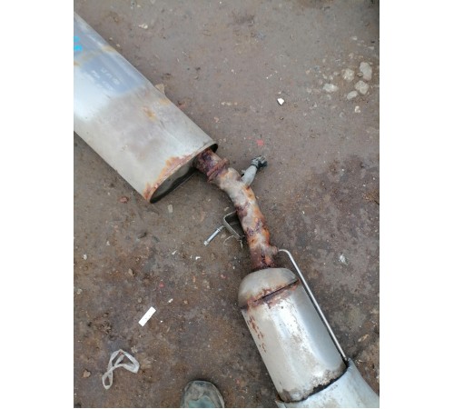 Глушитель с катализатором средняя часть