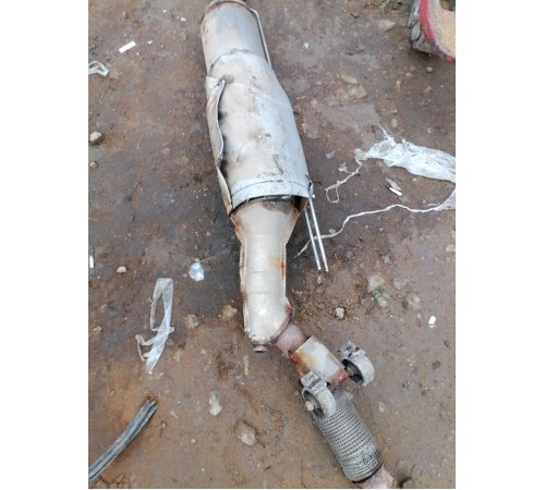 Глушитель с катализатором средняя часть