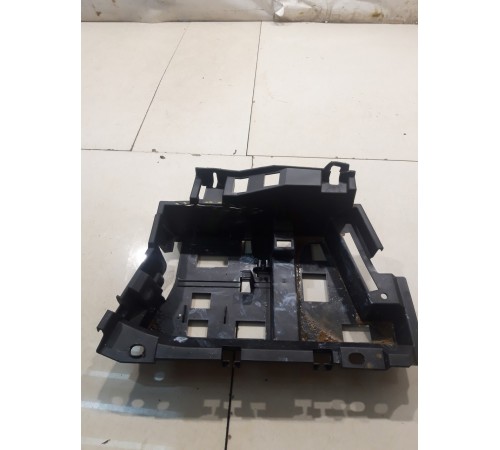 Крепление АКБ