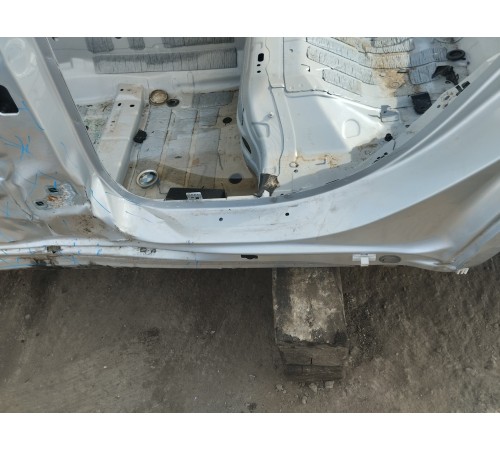 Порог со стойкой левый