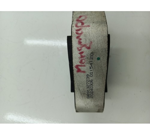 Опора двигателя задняя левая