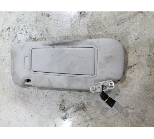 Козырек солнцезащитный левый