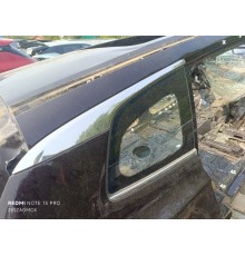 Глухое стекло заднее правое