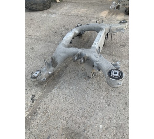 Подрамник задний