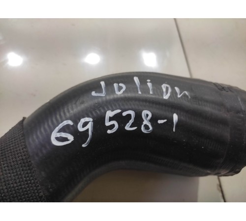 Патрубок системы охлаждения