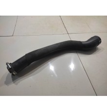 Патрубок системы охлаждения