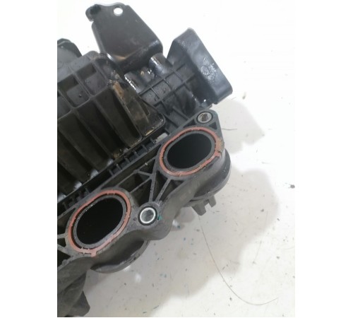 Впускной коллектор