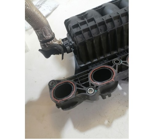 Впускной коллектор