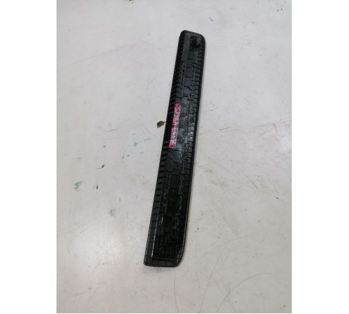 Накладка порога передняя правая