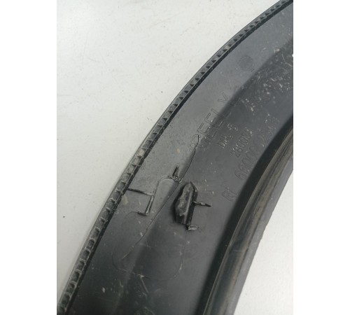 Накладка крыла задняя левая