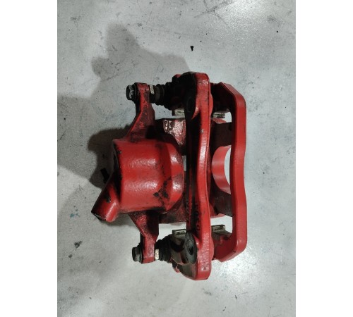 Суппорт передний левый