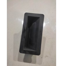 Кнопка(ручка) открывания багажника Кнопка(ручка) открывания багажника