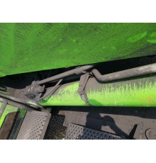 Амортизатор гидравлический внутренней оси выноса правый