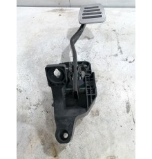 Педаль тормоза