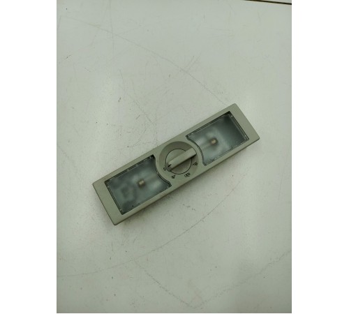 Плафон внутреннего освещения салона