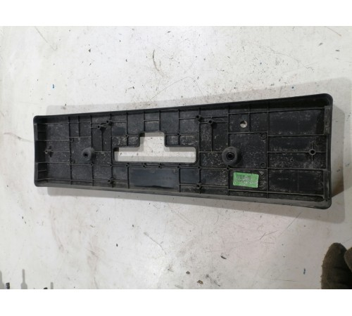 Накладка под номер задняя