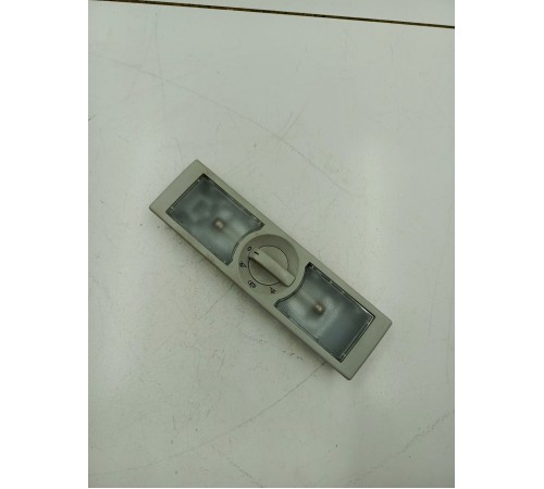 Плафон внутреннего освещения салона