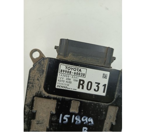 Блок розжига фар правый