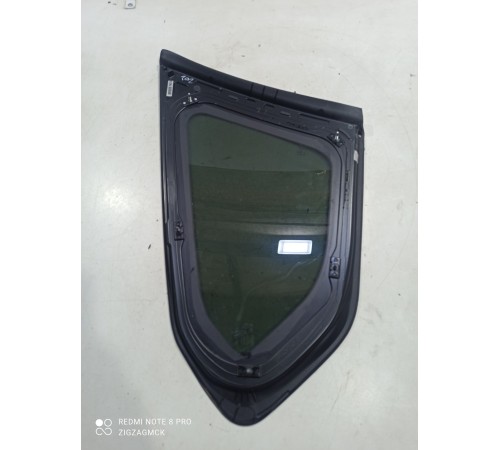 Глухое стекло(заднее правое)