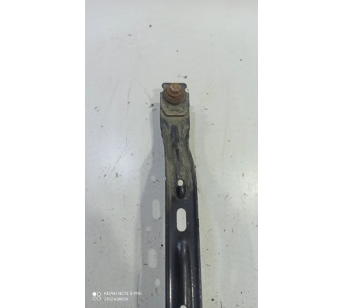 Кронштейн(крепление) топливного бака