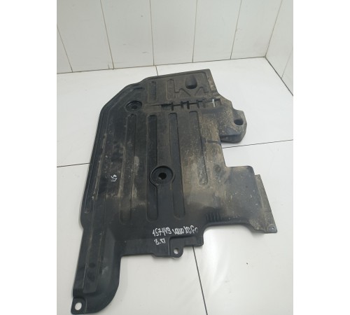 Защита днища задняя правая