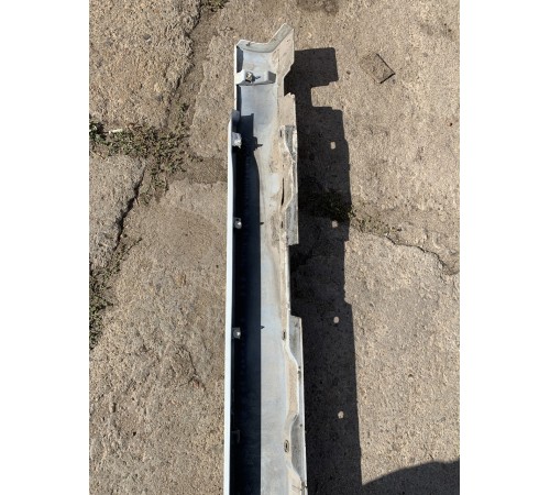 Накладка порога (левая)