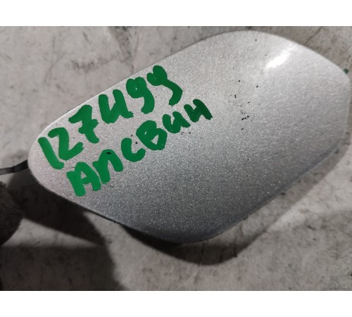 Заглушка заднего бампера