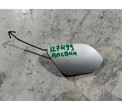 Заглушка заднего бампера