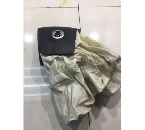 Подушка безопасности водителя