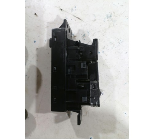 Кнопка многофункциональная,ручного тормоза