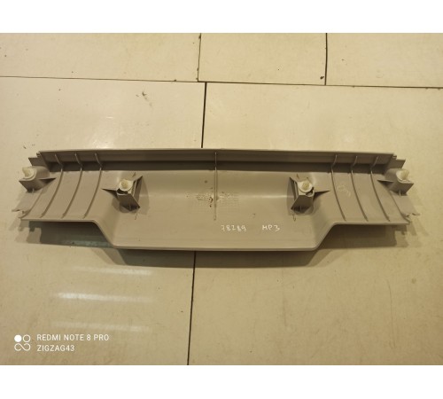 Обшивка багажника