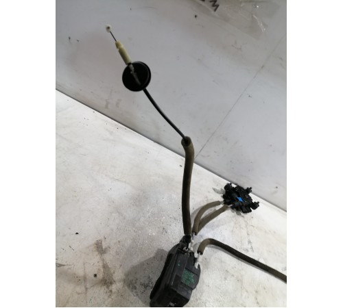 Замок двери задний правый