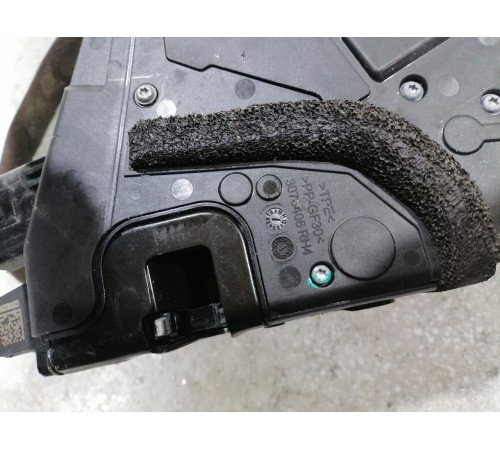 Замок двери задний правый