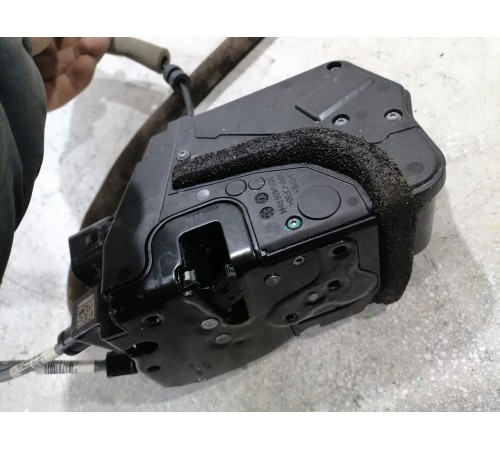 Замок двери задний правый