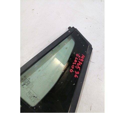 Форточка задняя левая