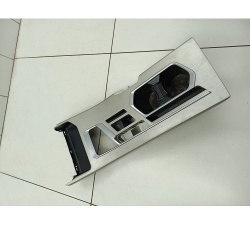 Накладка центральной консоли (кпп)