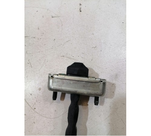 Ограничитель двери задний левый