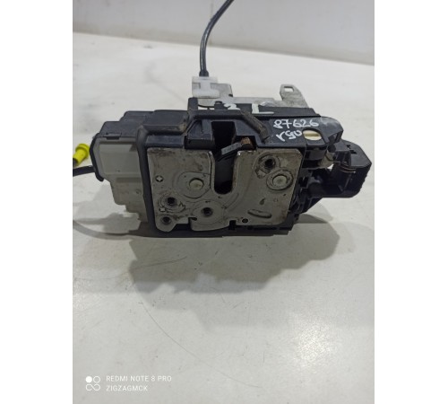 Замок двери (задний левый)