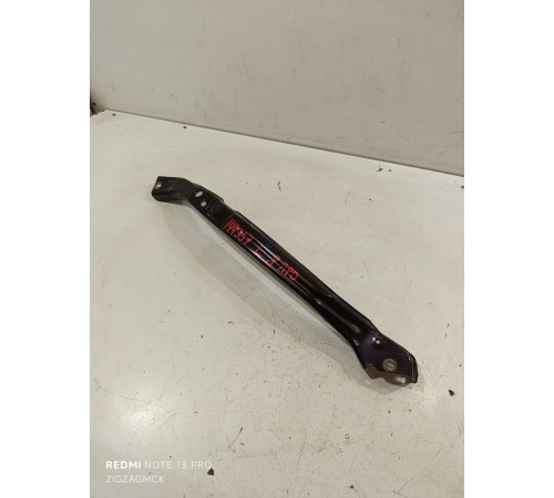 Кронштейн передней панели под фару