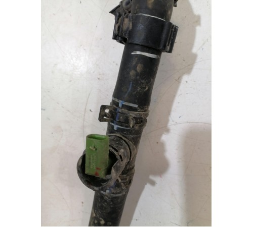 Патрубок системы охлаждения