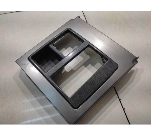 Центральная консоль