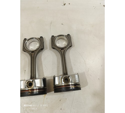 Поршень 4шт в сборе