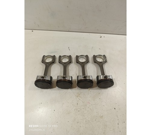 Поршень 4шт в сборе