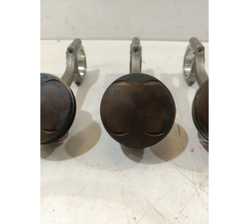 Поршень 4шт в сборе